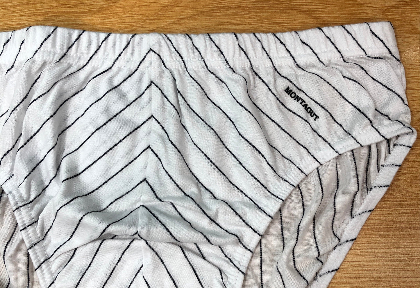 03款男裝三角型斜條紋內褲-白色