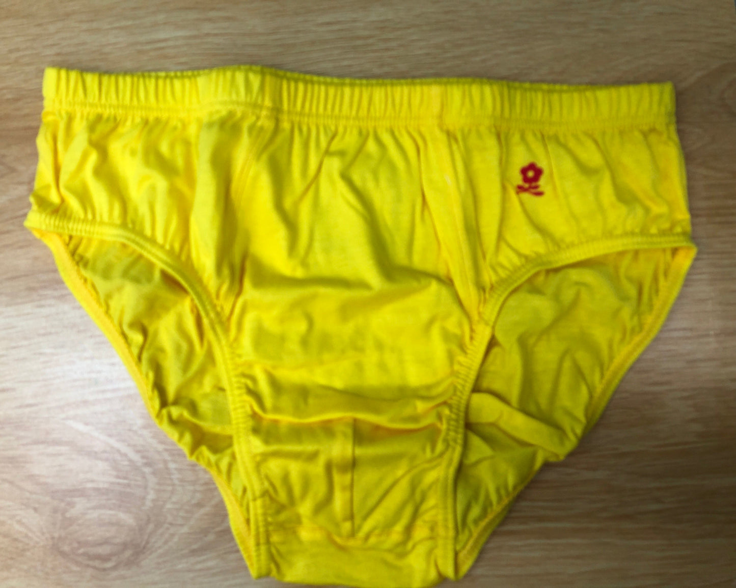 02款男裝三角型內褲-黃色